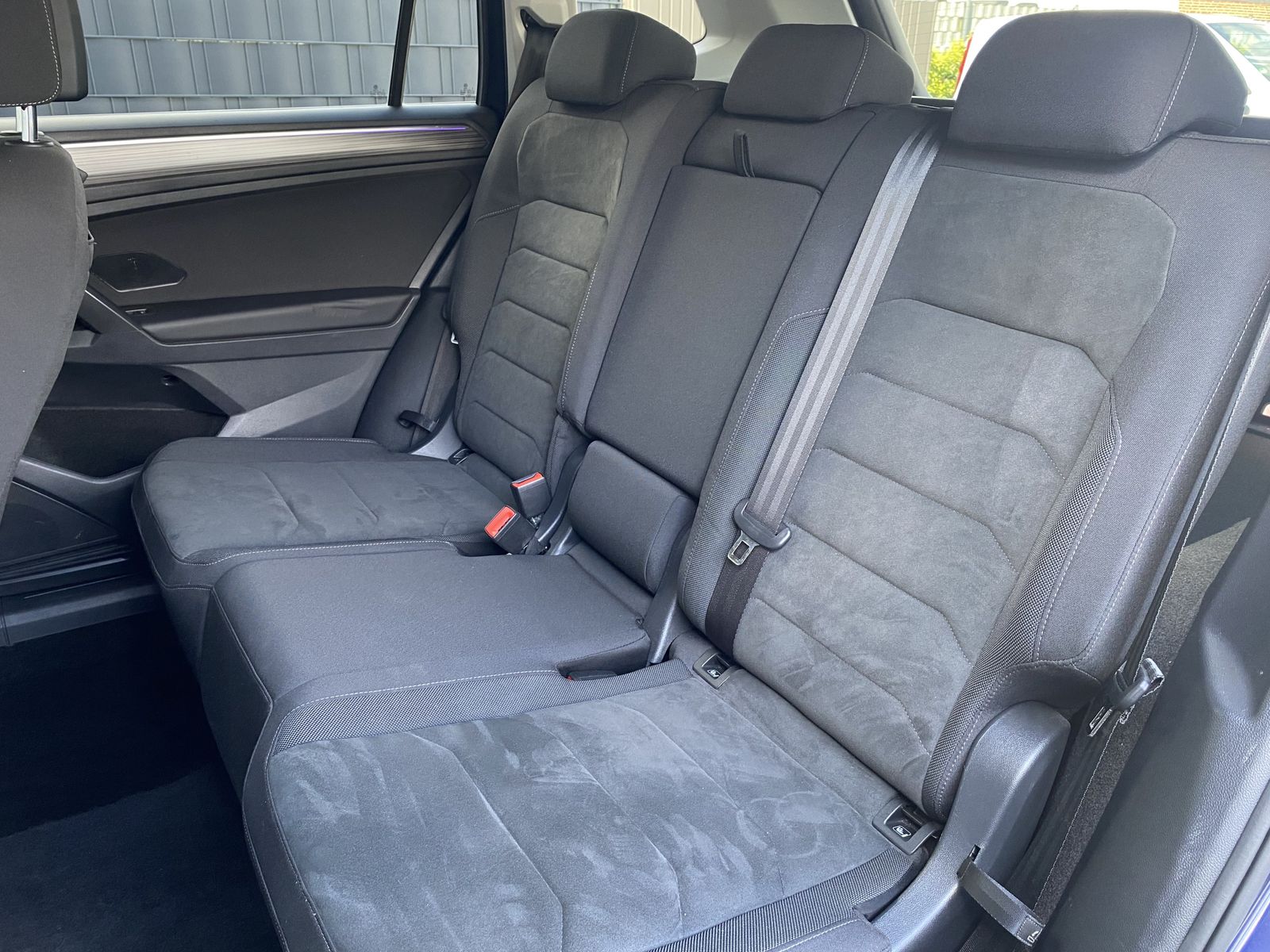 Fahrzeugabbildung Volkswagen Tiguan Allspace 2.0 TDI DSG Life NAV+LED+KAMERA