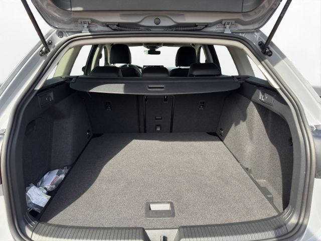 Volkswagen Golf Variant GOAL 1.5 TSI REARVIEW NAVI SHZ foto 4