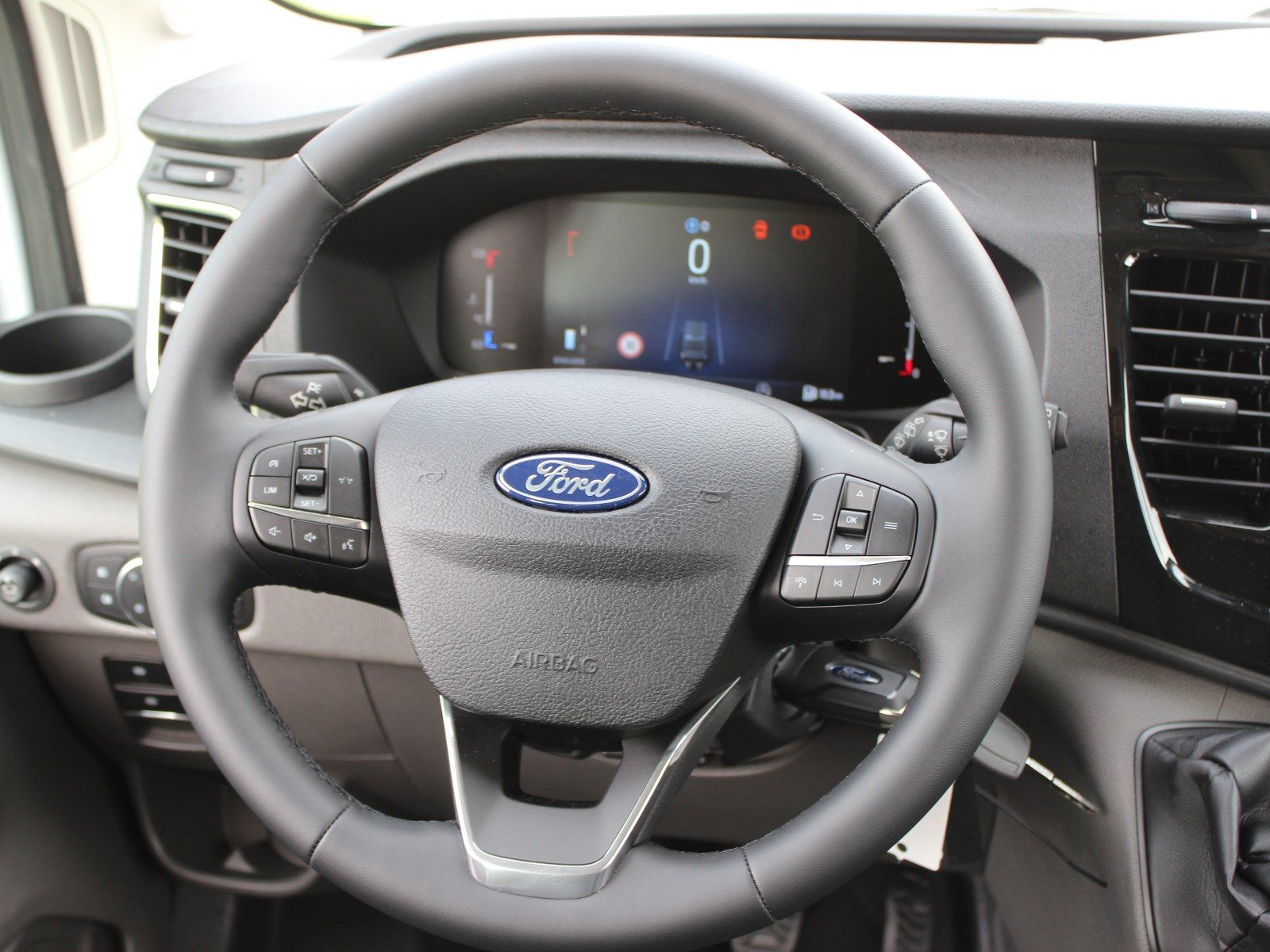 Fahrzeugabbildung Ford Transit 350 L3 Trend Rollstuhlumbau