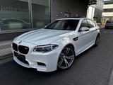 BMW M5 M5 - BMW M5 mit Benzin-Antrieb: Weiß