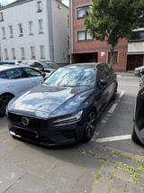 Volvo V60 B5 R Design AWD HUD PANO HARMAN KARDON - Volvo V60 in Essen