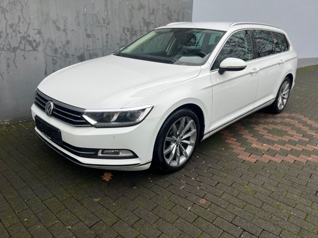 Volkswagen Passat Variant Highline LEDER NAVI 6 GANG 1HAND