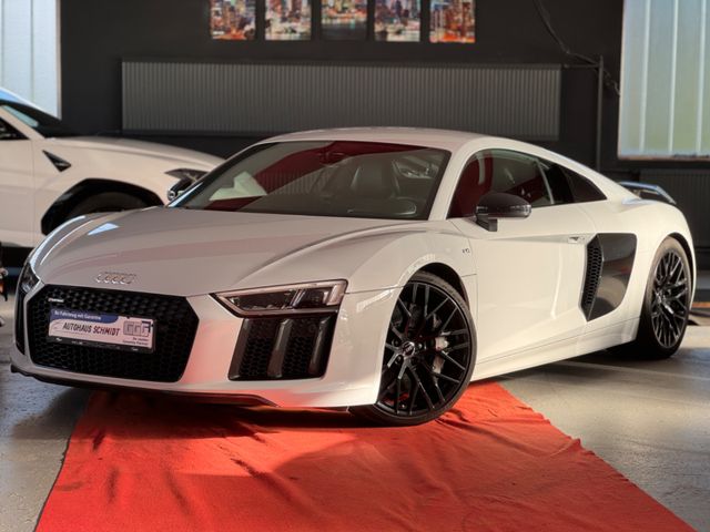 Audi R8 Plus 5.2 FSI quattro Carbon Keramik exclusiv