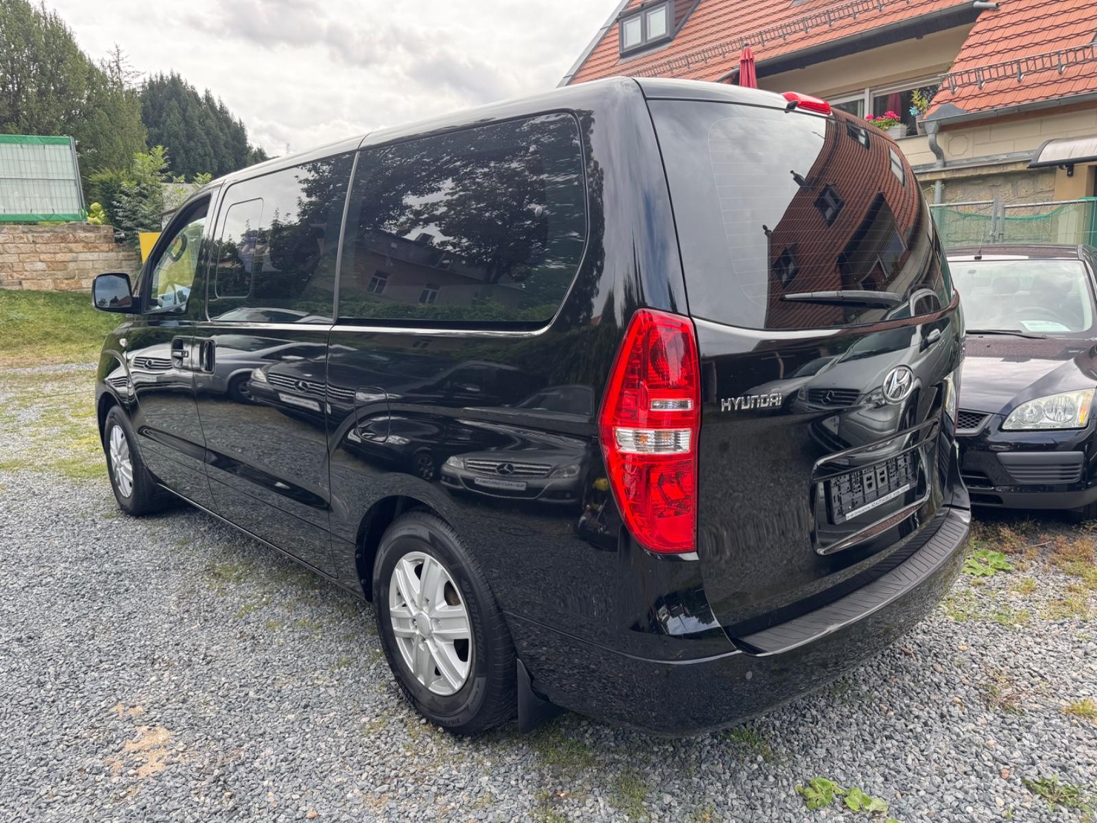 Hyundai H-1 Travel Comfort, Scheckheft, 8 Sitzplätze