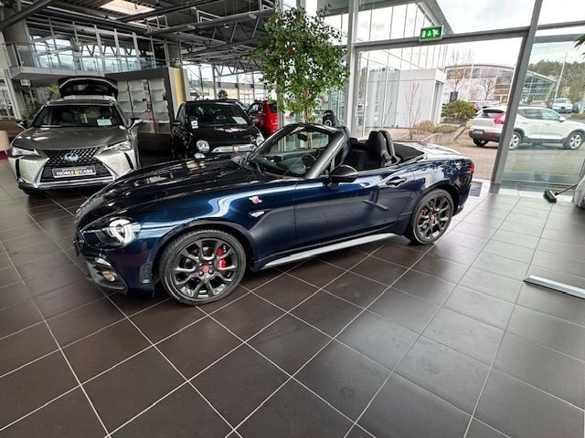 Fahrzeugabbildung Abarth 124 Spider 1.4 MultiAir Turbo AT Turismo LED NAV