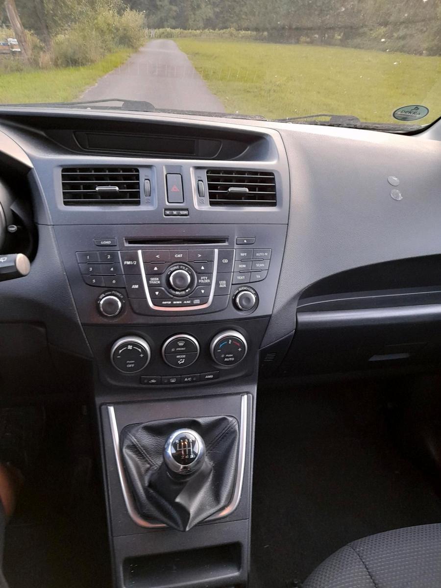 Mazda 5 2013 — photo 7