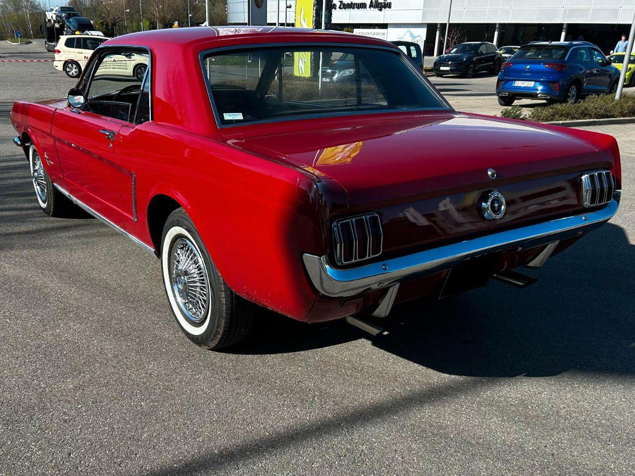 Ford Mustang 4.7 V8 200ch - Immatriculation Collection - Nombreux travaux effectués
