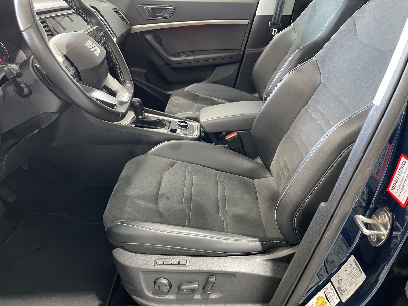 Fahrzeugabbildung SEAT Ateca Xperience 2.0 TDI*AHK*Cam*LED*Leder*
