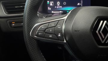 Fahrzeugverkauf 13 Renault Captur II Techno Autom. LED SH Navi Kamera ACC