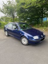 Volkswagen Bora 1.6 Basis Basis - Volkswagen Bora: Basis