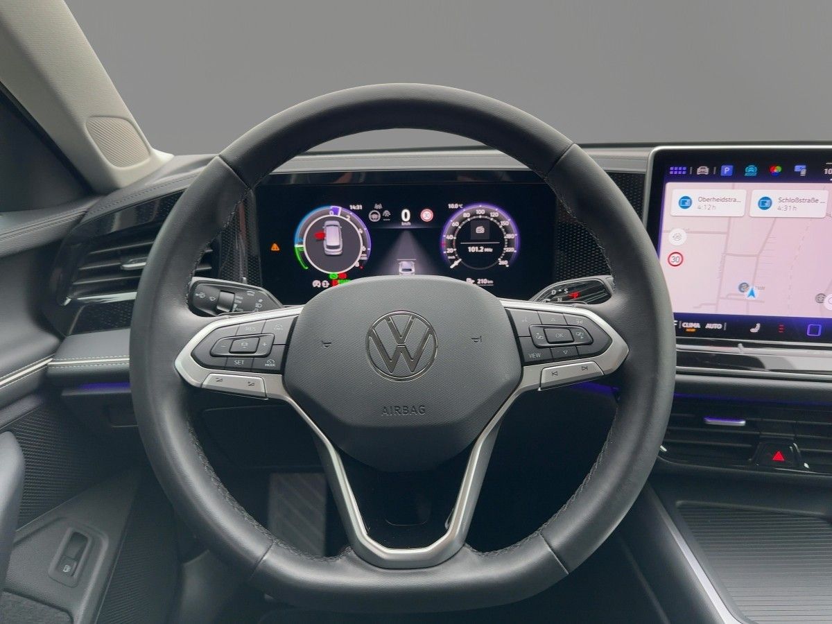 Volkswagen Passat Variant - Bild 13