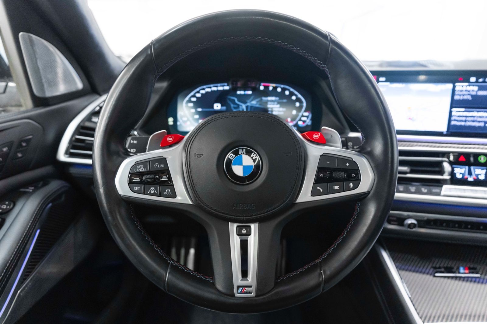Fahrzeugabbildung BMW X5 M Competition B&W LASER HUD 360° PANO ACC