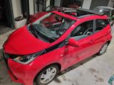 Toyota Aygo AYGO x-wave - Toyota mit Benzin-Antrieb: Navigationssystem, Kleinwagen, Aygo