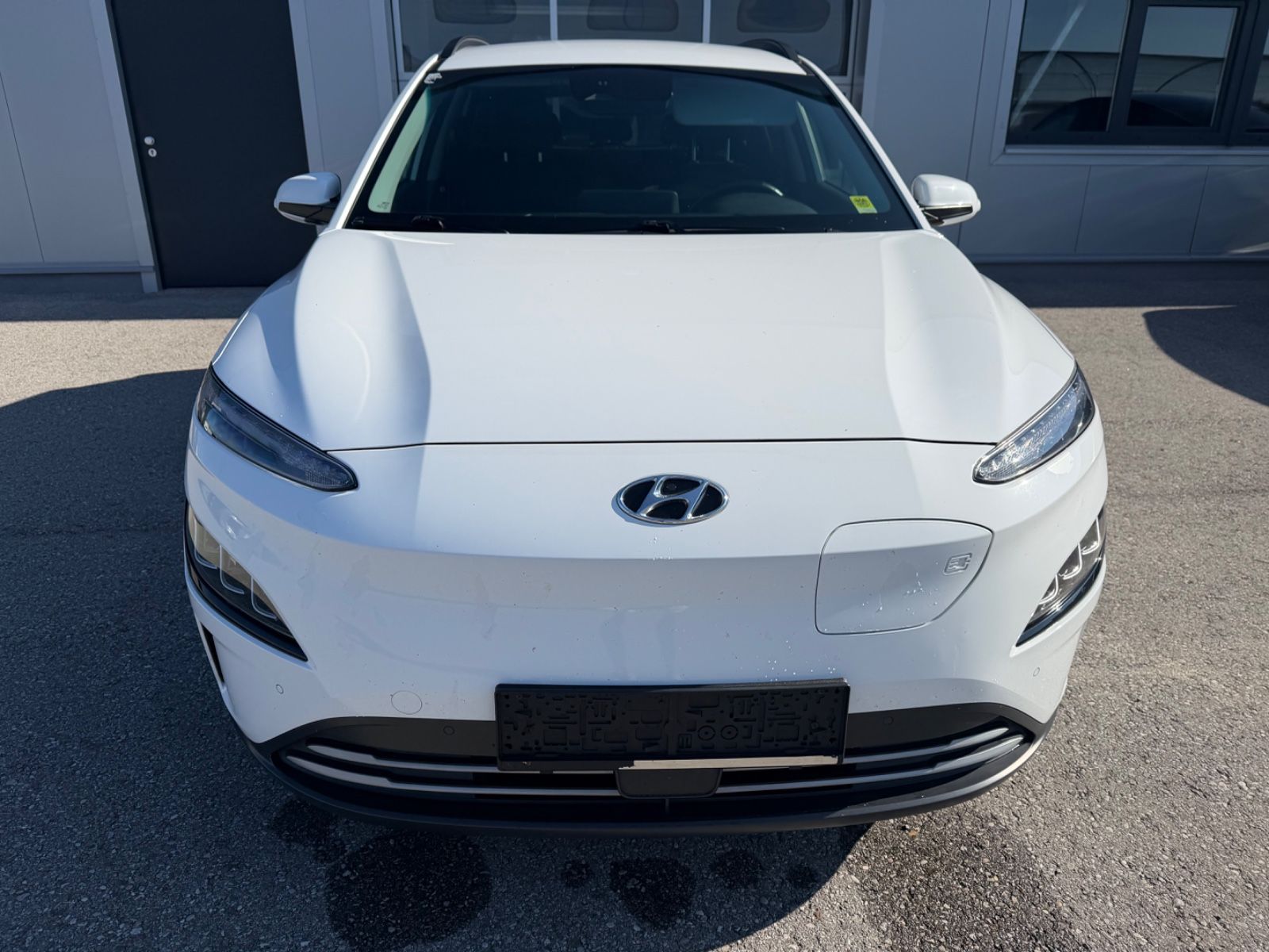 Hyundai Kona Elektro 64kWh* SOH 94,9%*KAM*NAV* imagem 2