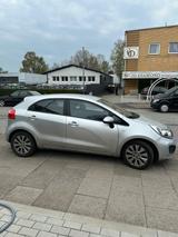 Kia Rio 1.4 CRDi Diesel  Baujahr 2012 - Kia Rio aus 2012 mit Diesel-Antrieb