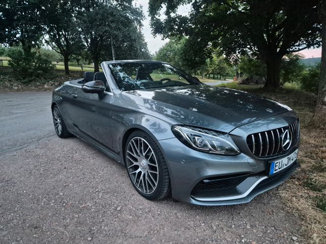 MERCEDES-BENZ C 63 AMG Mercedes-AMG C 63 Autom. Mercedes-AMG