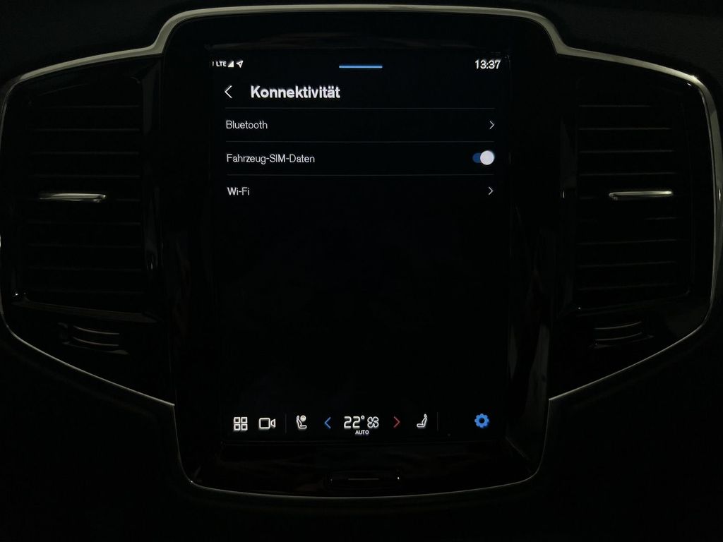 Volvo XC90 T8 Plus Bright Recharge AWD FourC AHK B&W