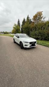 Volvo XC60 T5 FWD Inscription HarmanKardon AHK - Volvo XC60 Inscription mit Benzin-Antrieb