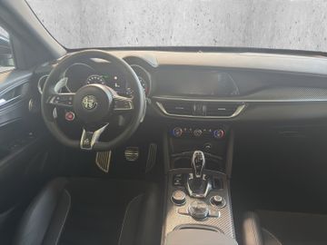 Alfa Romeo Stelvio Quadrifoglio Q4 *SPARCO*AKRAPOVIC*21