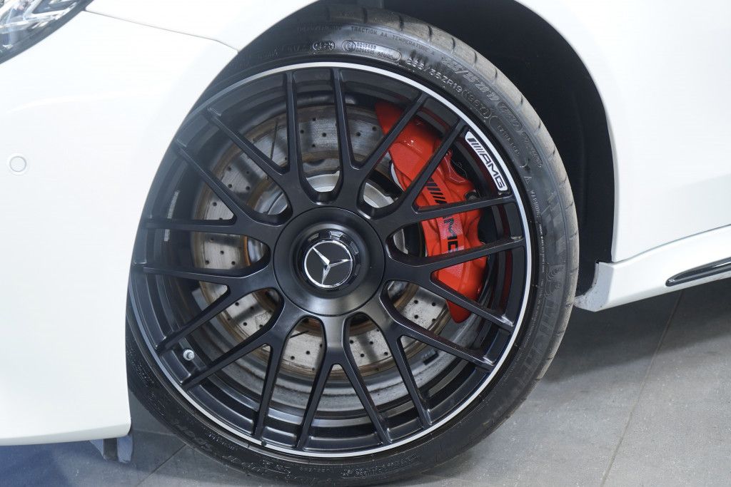 Mercedes Benz C 63 Amg