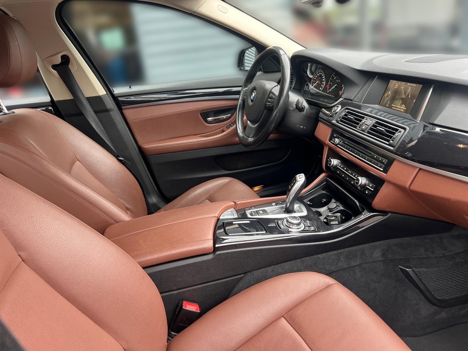 BMW 520d 140KW (190PS)*NAVI*AUTOMATIK*AHK*LEDER*PDC*