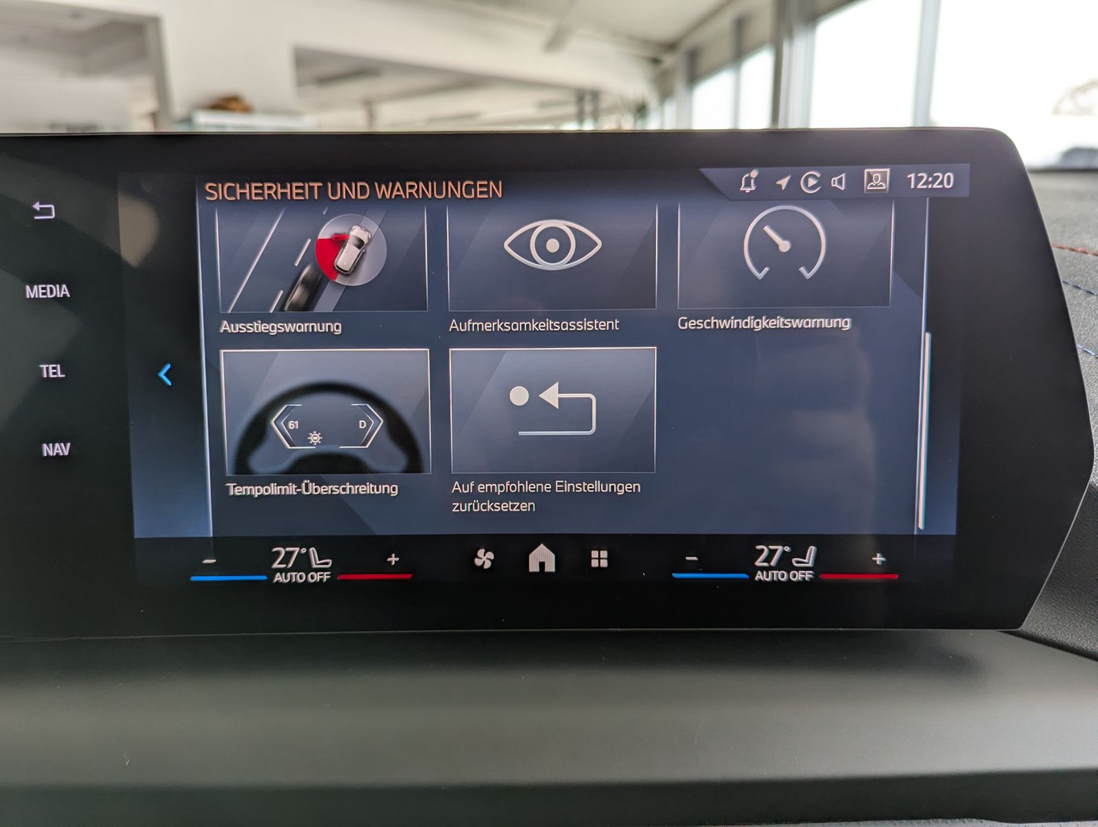 BMW 118 d M-Sport Panoramadach BROOKLYN Kamera 18" - Image 33