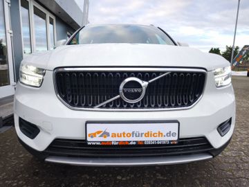 Volvo XC40 Momentum 2WD*AHK*LED*SHZ*Kamera*PDC*