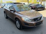 Volvo XC 60 XC60 Kinetic 2WD~LEDER~PANO~EU5 - gebrauchte Volvo XC60 aus dem Jahr 2010
