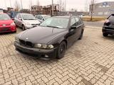BMW 520i Touring *Klima*Schiebedach*Leder*AHK*ALU* - BMW 520 aus 2002: Kombi