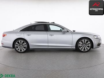 Audi A8 - 6