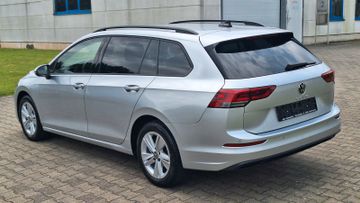 Volkswagen Golf - 11
