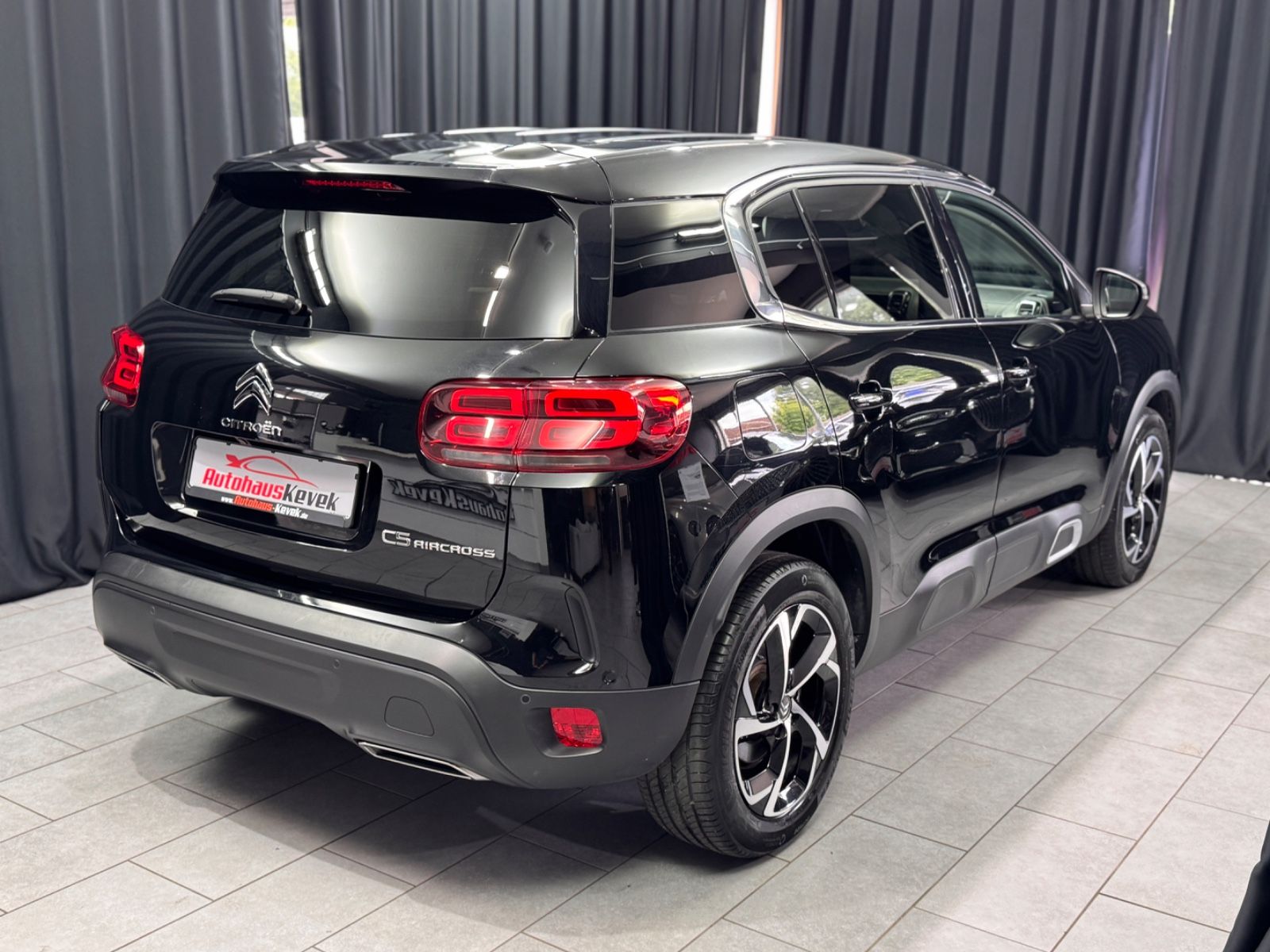 Fahrzeugabbildung Citroën C5 Aircross Feel|AUTOMATIK|KAMERA|PDC|1.HAND