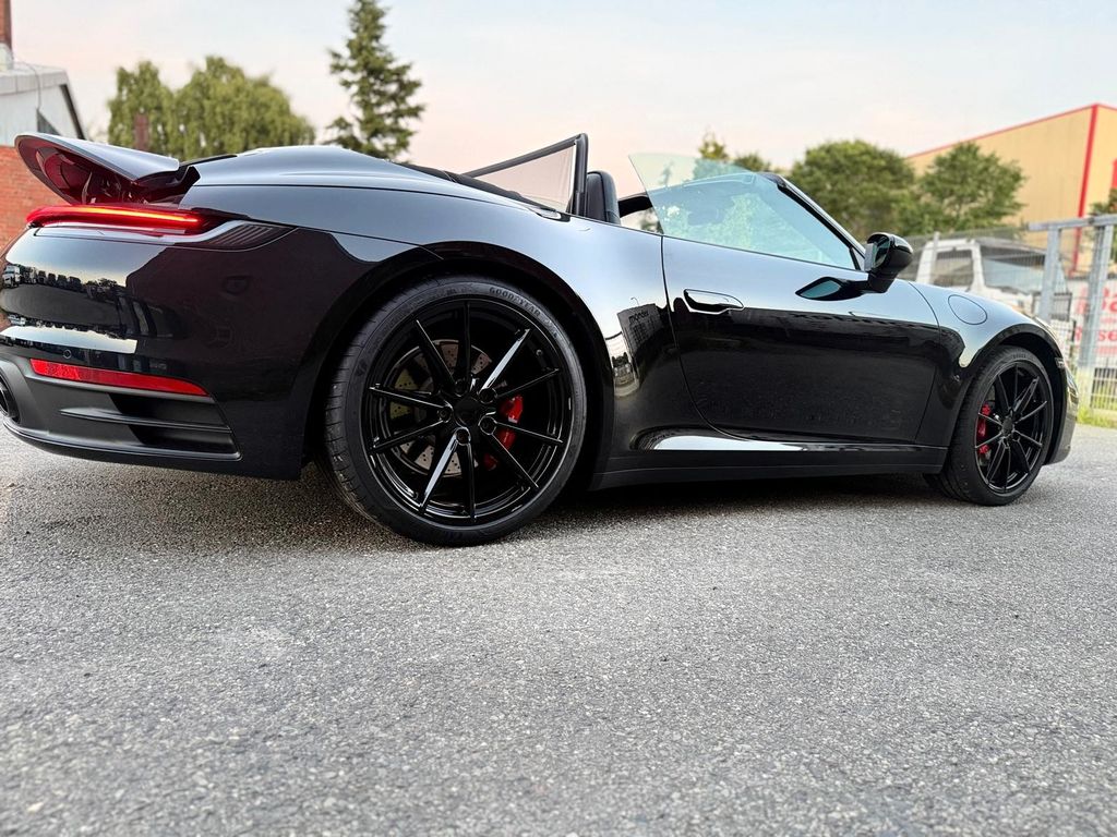 Porsche 992