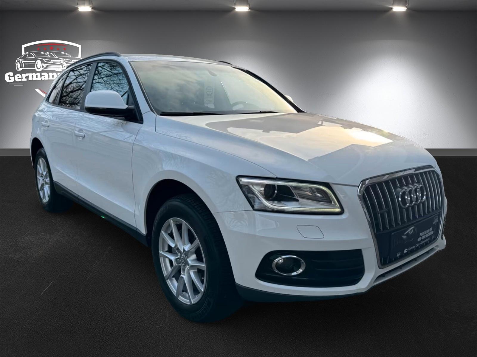 Audi Q5 2.0 Benzin guattro.Navi+Shzg+Ahk+TÜV 05/2027.