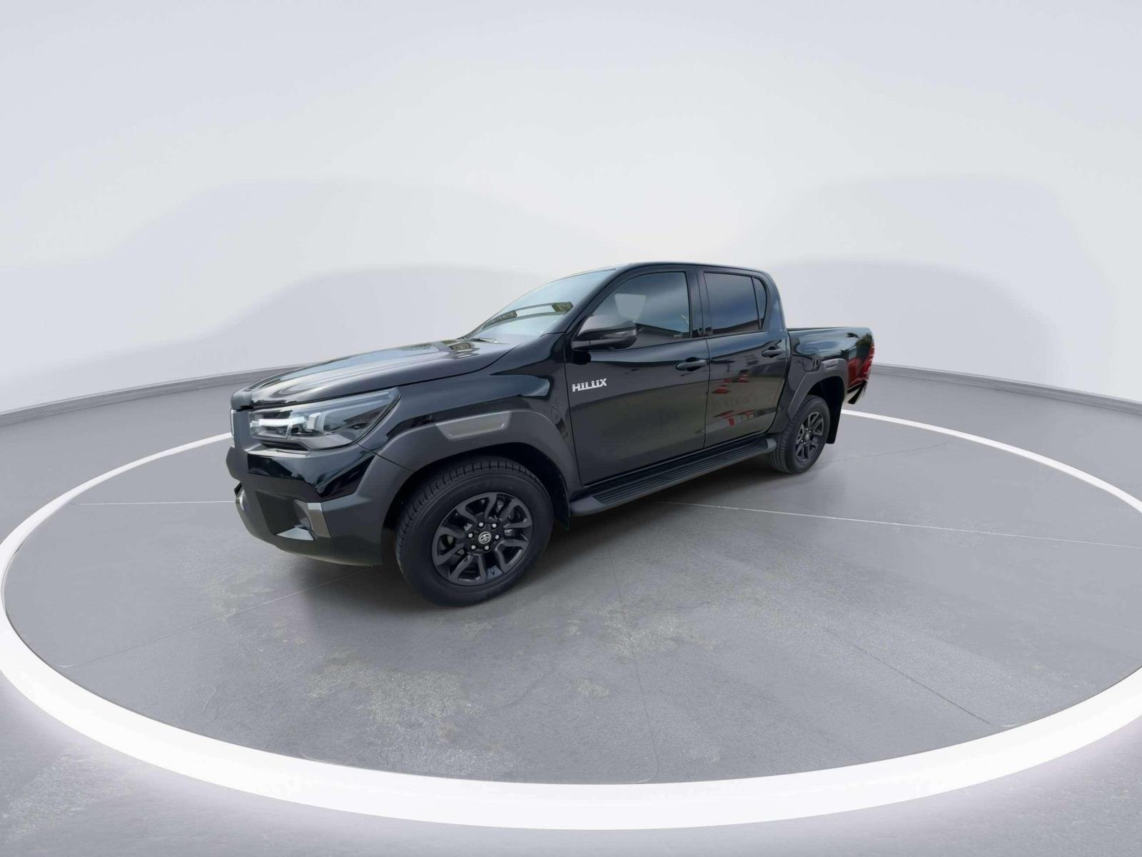 Toyota Hilux Double Cab Invincible 4x4/Bi-LED/360 /Jbl