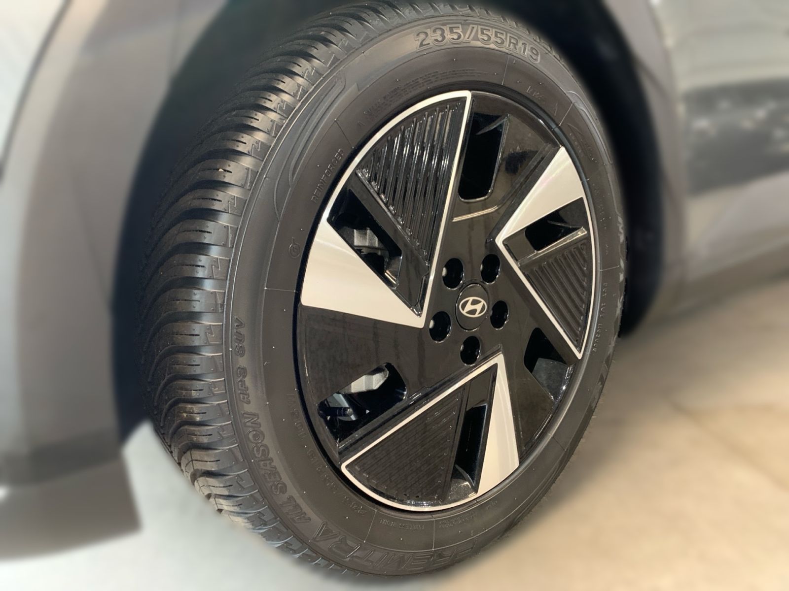 Fahrzeugabbildung Hyundai IONIQ 5 Dynamiq Elektro 84 kWh el.Heckklappe