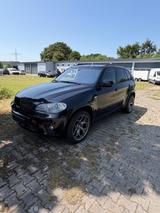 BMW X5  40d mit Motorschaden zu verkaufen . - Motorschaden mit Diesel-Antrieb