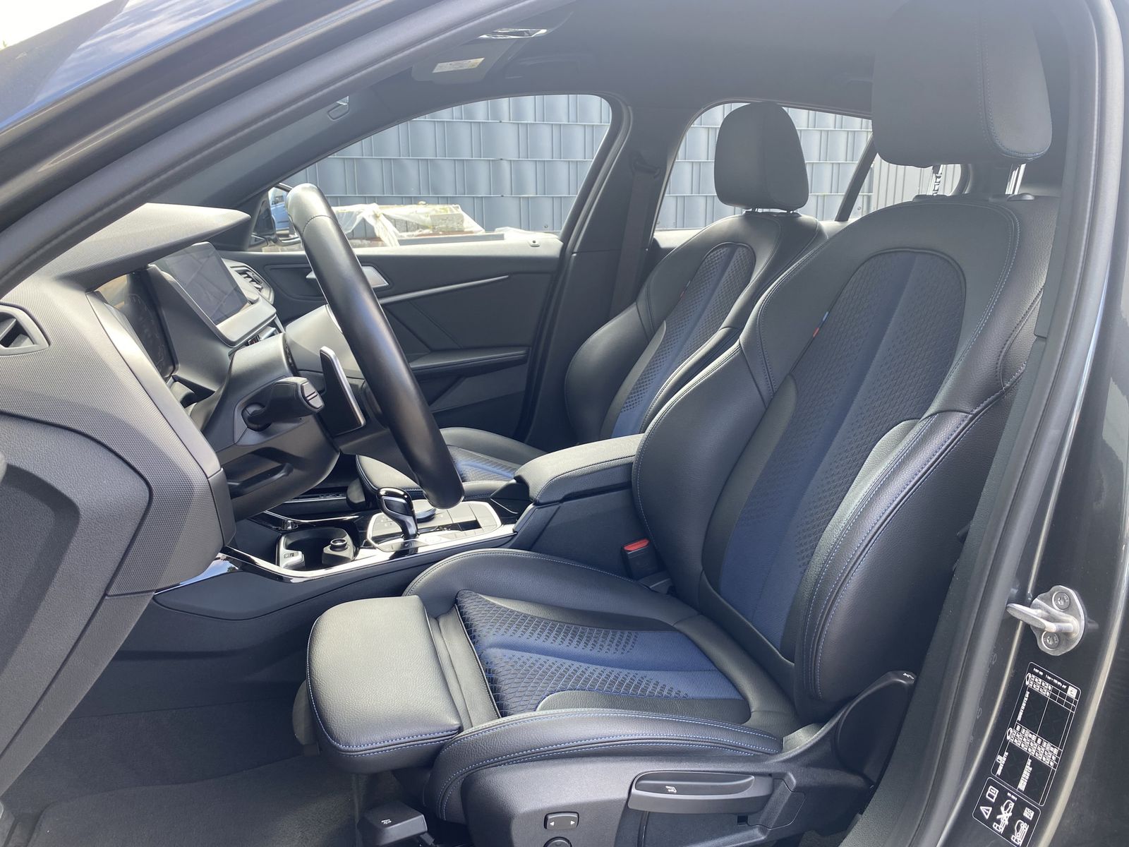 Fahrzeugabbildung BMW M135i xDrive 5-Türer NAV+LED+ACC+COMFORT-PAKET