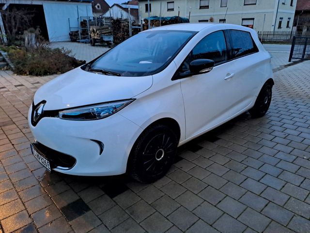 Renault Zoe Life | EZ 2015 | 23,3 kWh Batterie