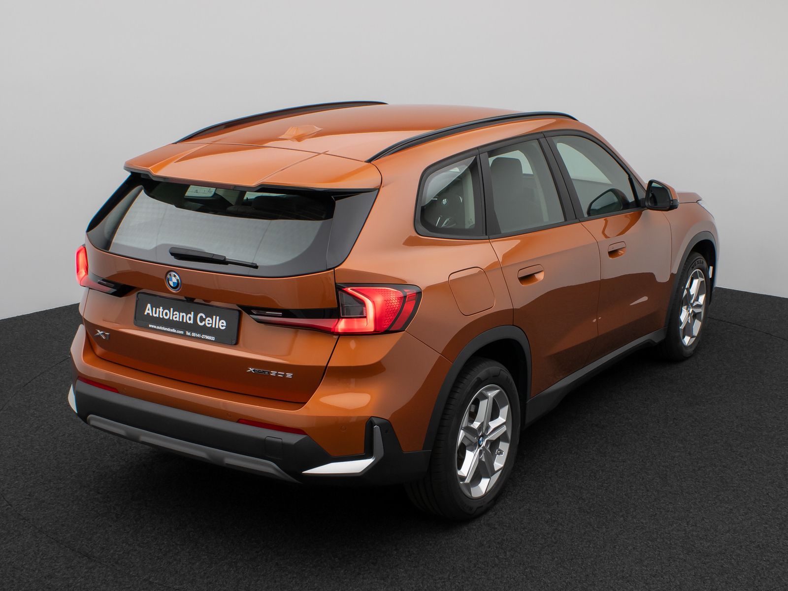 Fahrzeugabbildung BMW X1 xD30e ACC 360°HUD DAB Alarm H/K Sportsitz 18"