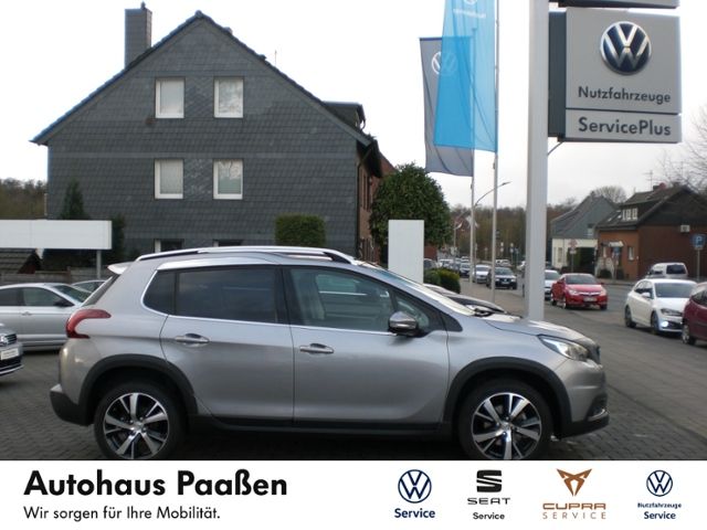 Peugeot 2008 PureTech 1.2 PANO RFK