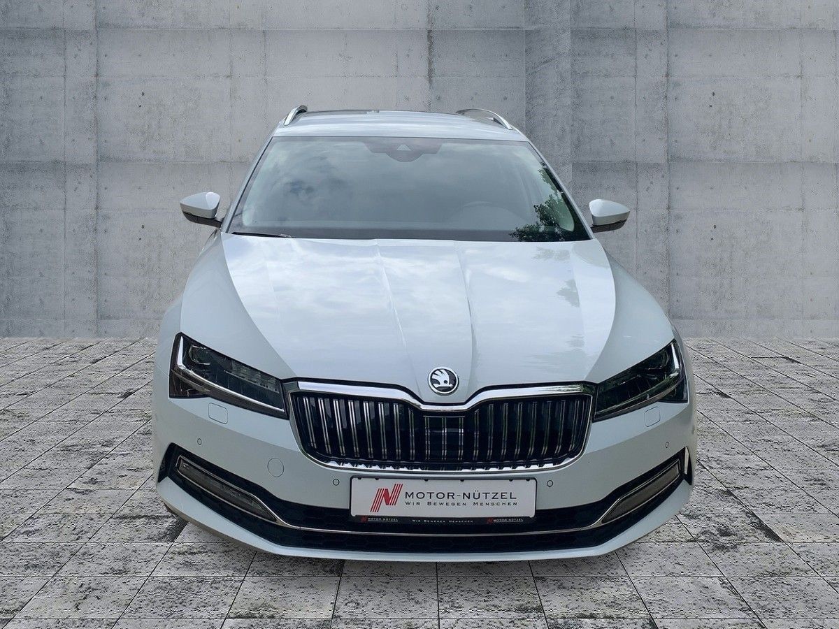 Skoda Superb - Bild 3