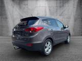 Hyundai ix35 2.0 CRDi 4WD/nur 104Tkm/ Sitzh/AHK/TOP!!! - Hyundai: Ix10