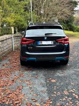 BMW iX3 IMPRESSIVE IMPRESSIVE - BMW iX3 in Hamburg