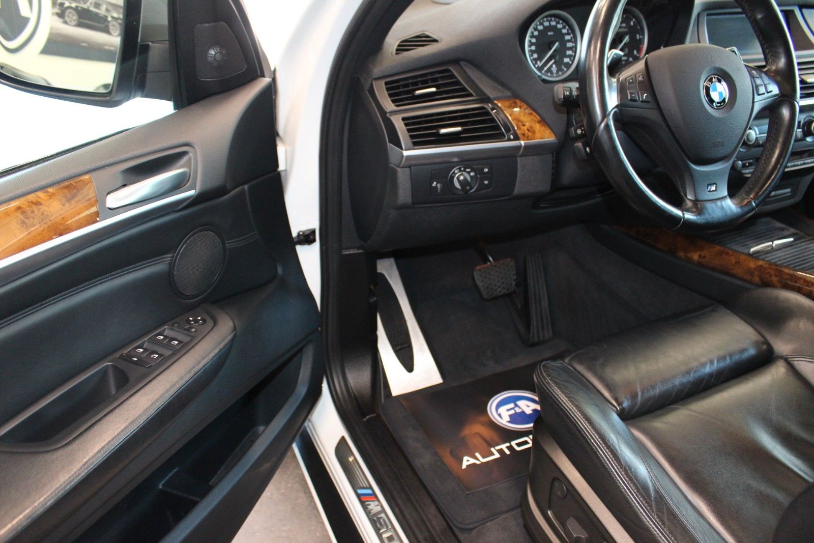 Fahrzeugabbildung BMW X5 M50 M50d* 2.Hand* PNRM*Kamera*Soft-Close