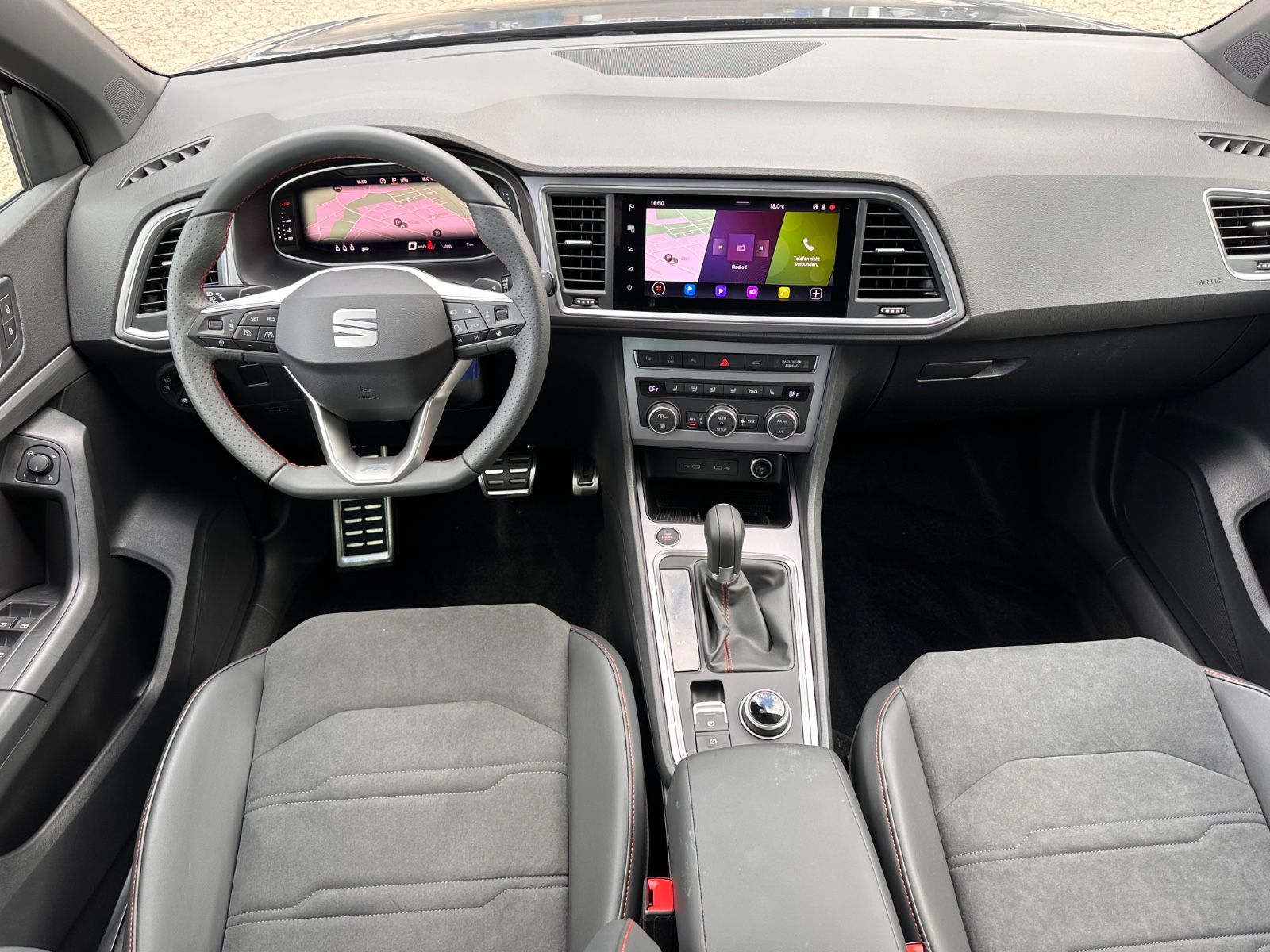 Fahrzeugabbildung SEAT Ateca FR 1.5 TSI DSG ACC/NAVI/LED/PDC/eHeck/SHZ