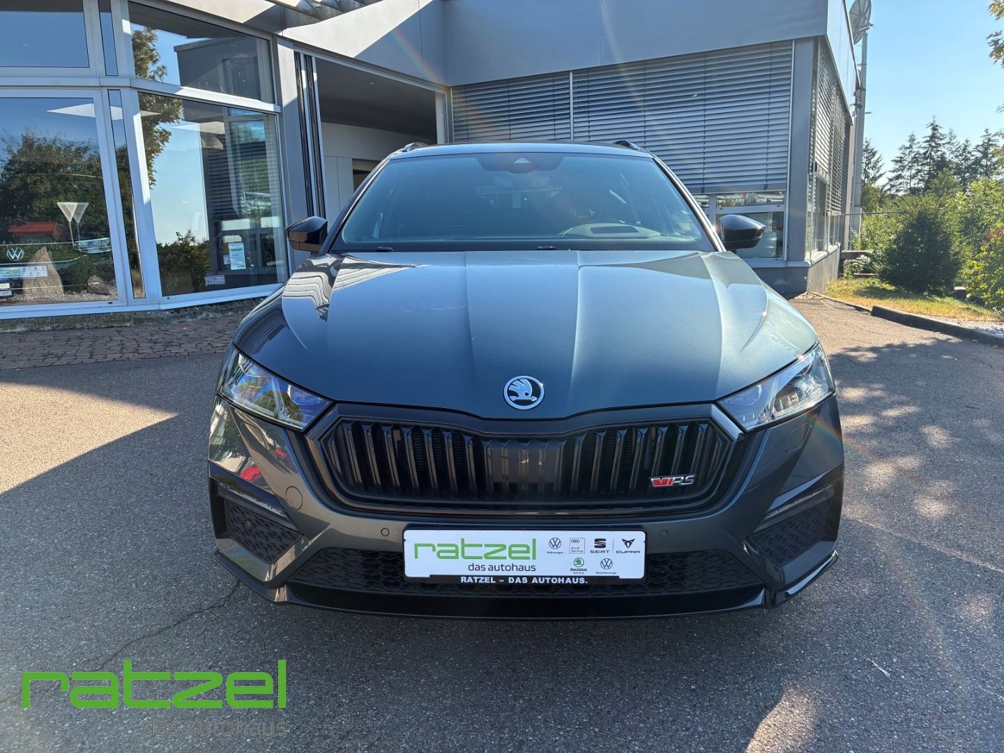 Fahrzeugabbildung SKODA Octavia 4x4 Combi RS TDI 2.0 HUD Navi LED