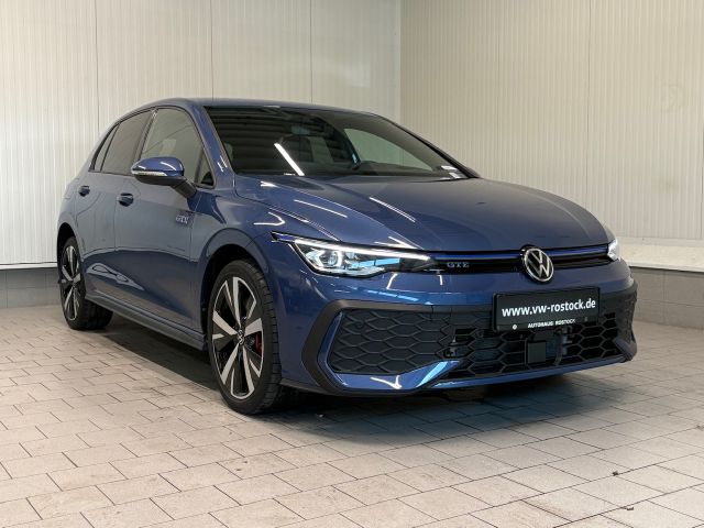 Golf VIII GTE 1.5 TSI eHybrid LED TRAVEL NAV