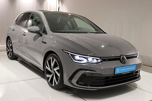 Golf 1.5 eTSI R-LINE DSG ACC NAVI KAMERA PANORAM