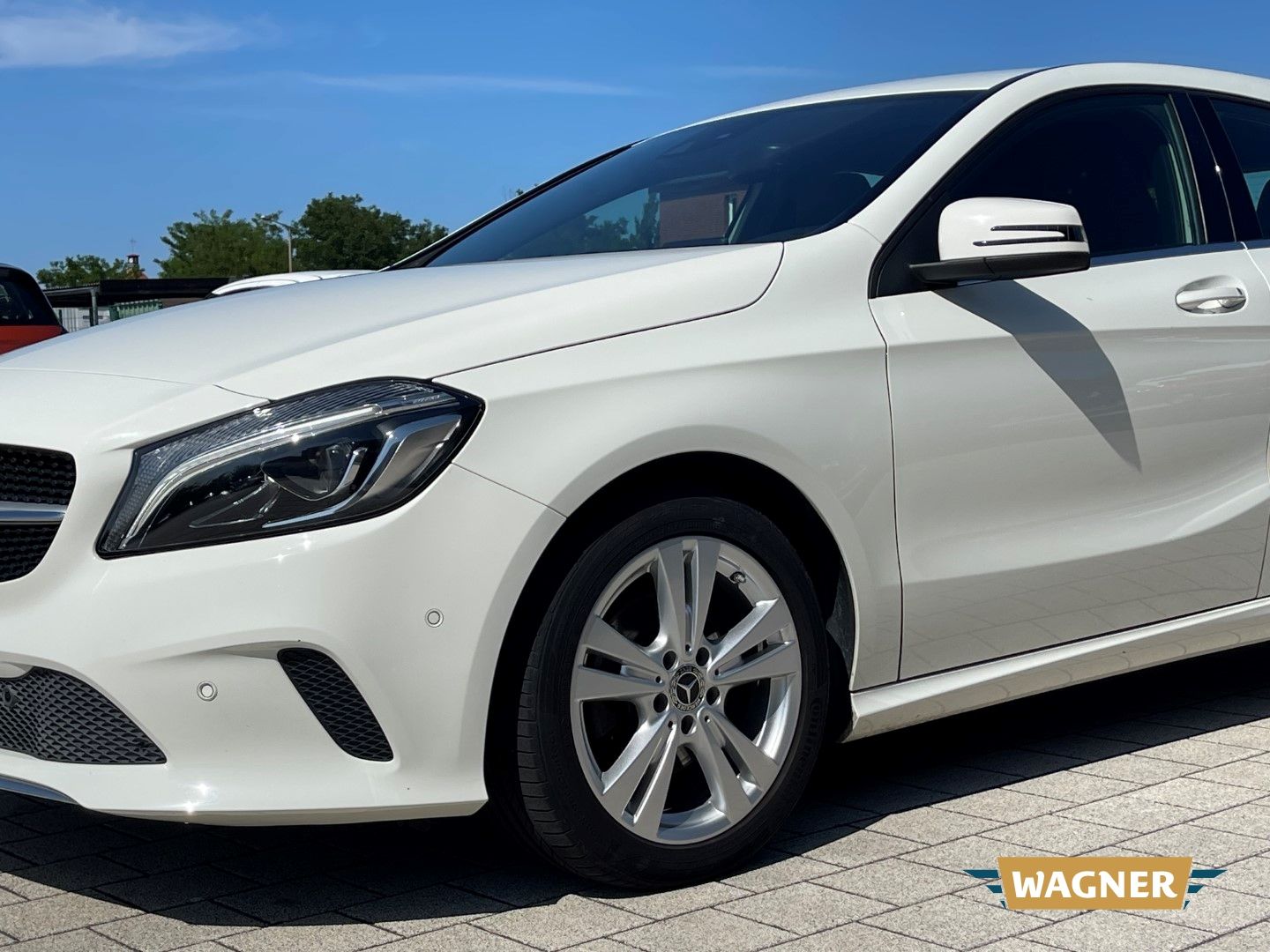 Fahrzeugabbildung Mercedes-Benz A 200 BlueEfficiency Sitzheizung 2-Hand